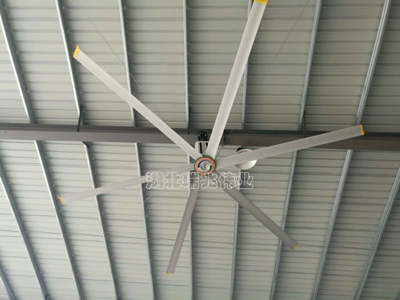 瑞泰風工業(yè)大風扇、鋼結構廠房通風降溫方案、廠房車間通風降溫方案、大型工業(yè)風扇、物流倉儲大風扇、大吊扇、工業(yè)風扇、廠房車間降溫設備、廠房車間通風設備、車間溫控設備、工業(yè)大吊扇、工業(yè)大風扇、工業(yè)節(jié)能風扇、湖北瑞兆偉業(yè)通風降溫科技有限公司