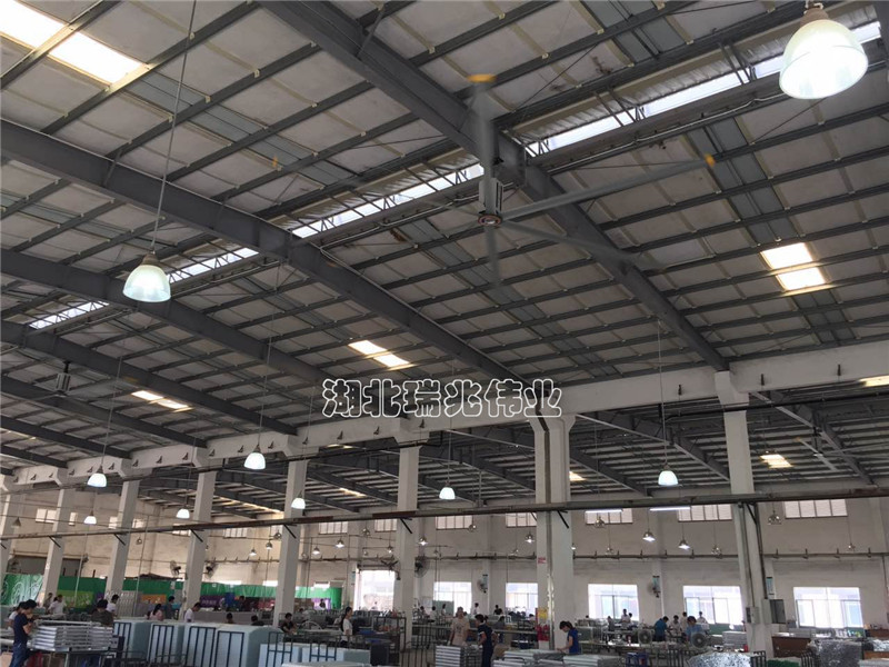 大型工業(yè)風扇、工業(yè)大吊扇、工業(yè)大風扇、工業(yè)節(jié)能風扇、車間溫控設備