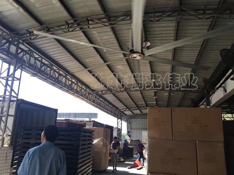 廠房車間降溫設(shè)備、廠房車間通風(fēng)設(shè)備、車間溫控設(shè)備、工業(yè)大吊扇、工業(yè)大風(fēng)扇、工業(yè)節(jié)能風(fēng)扇