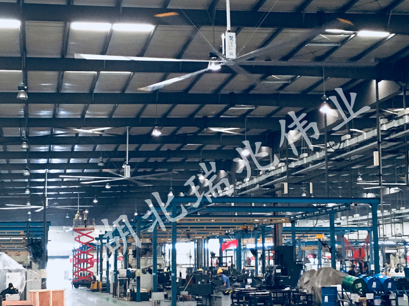 瑞泰風(fēng)工業(yè)大風(fēng)扇、大型廠房車間通風(fēng)降溫、車間通風(fēng)降溫、廠房車間通風(fēng)降溫