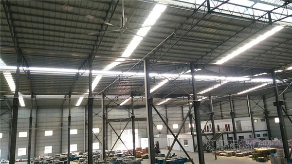 瑞泰風扇機組合,大型鋼結構廠房,高大型廠房車間,通風降溫設備,大型工業(yè)風扇，瑞泰風工業(yè)大風扇