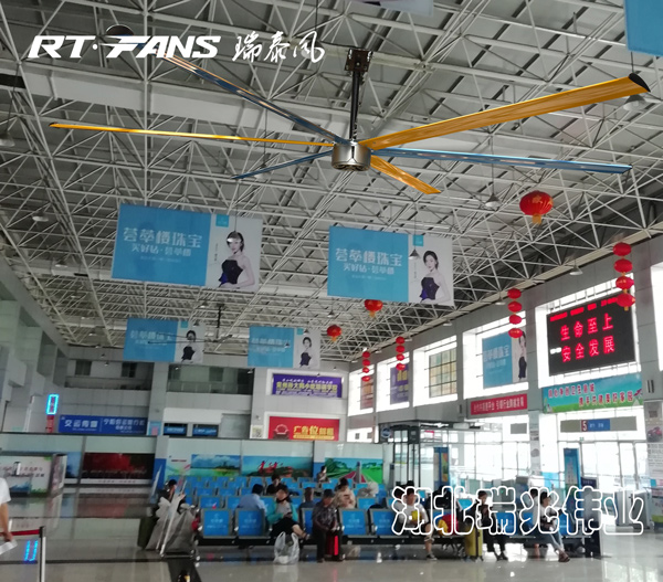 工業(yè)大風(fēng)扇,公共場(chǎng)所通風(fēng)換氣,大型公共場(chǎng)所降溫,節(jié)能環(huán)?？照{(diào),高大型鋼構(gòu)場(chǎng)所降溫通風(fēng)
