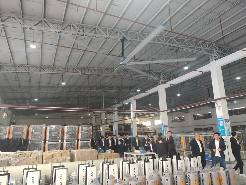 覆蓋面積廣的工業(yè)大風扇可以使用在哪些場所！